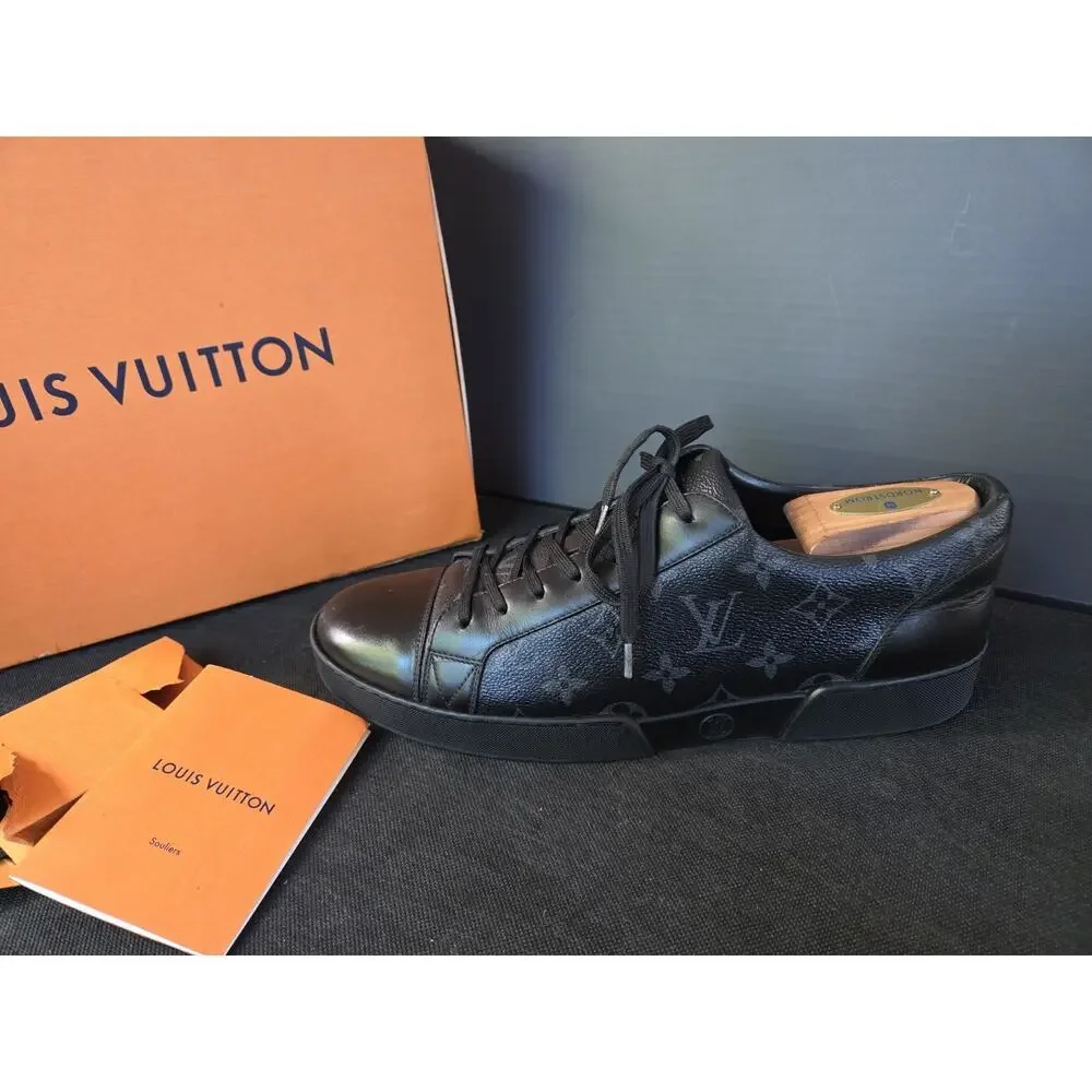 Louis Vuitton quality shoe